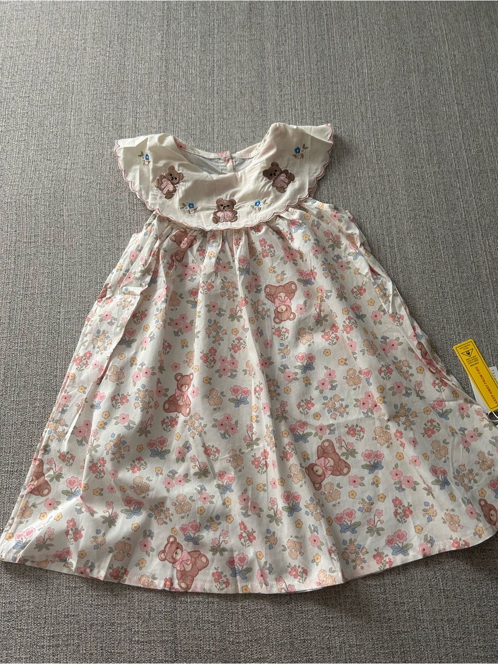 NWT Angou Cream Dress Pink, Yellow & Blue Floral Print Embroidered Bears Size 4T